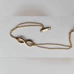 Tiffany & Co. Infinity 18k yellow gold bracelet